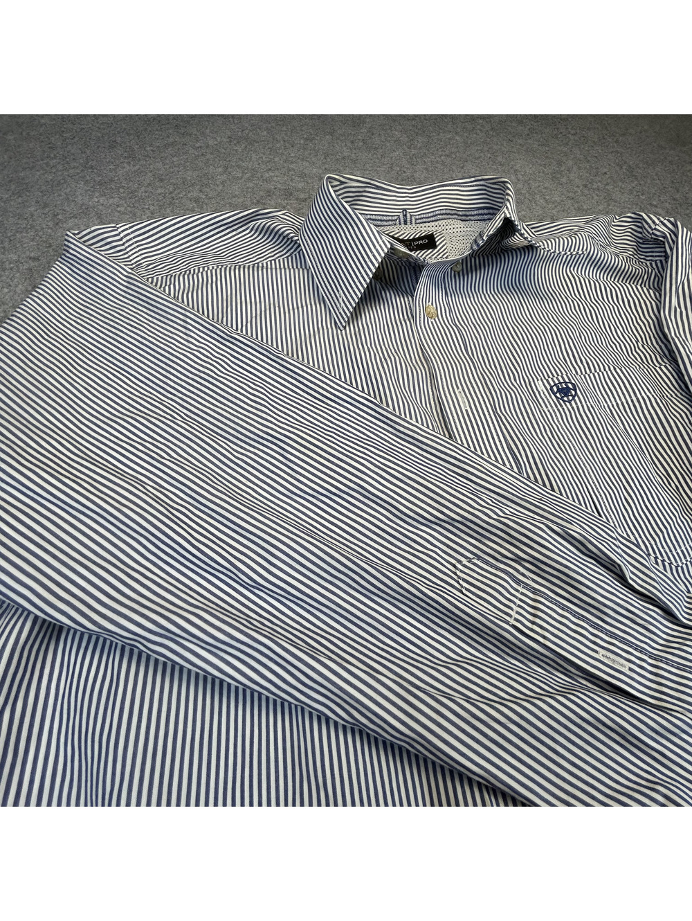 Ariat Pro Series Vented Long Sleeve Button Down Shirt Mens L Blue White Stripes